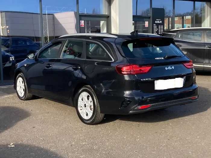 Cesja KIA Ceed Kombi z 12.2024 roku. Niski przebieg !