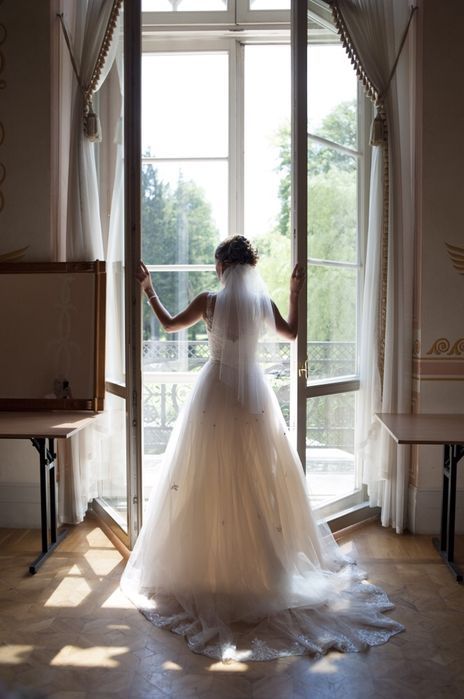 Suknia ślubna Elika Annais Bridal rozm.34/36 Ivory
