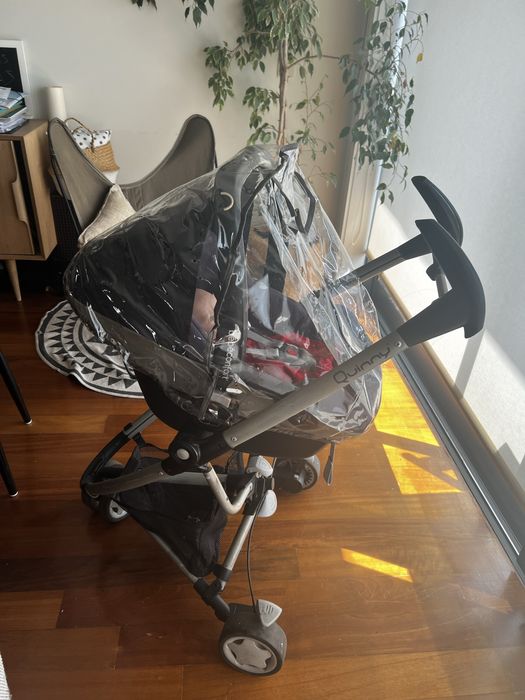 Carrinho Quinny com coque Bebe Confort e assento passeio