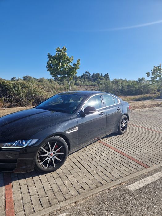 Jaguar XE com garantia de stand !! Cartaxo E Vale Da Pinta • OLX Portugal