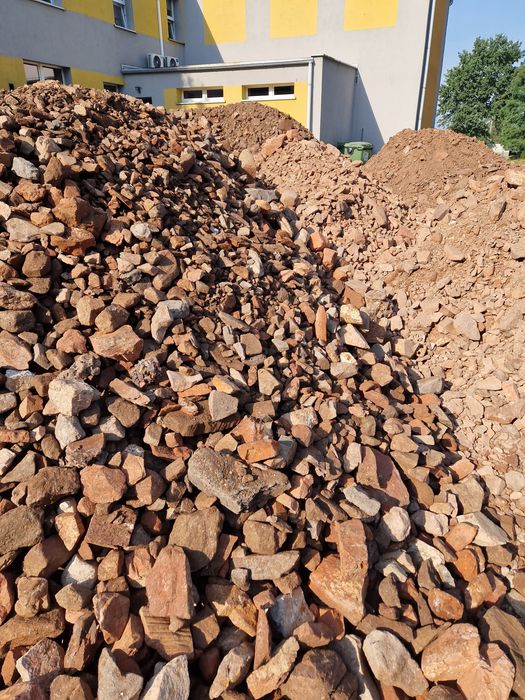 Piasek zasypowy Kruszywo drogowe pohutnicze dolomit