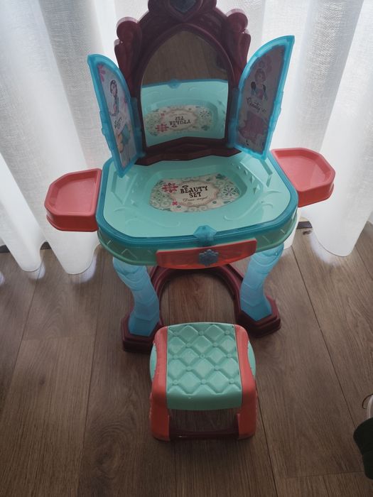 Toucador de criança