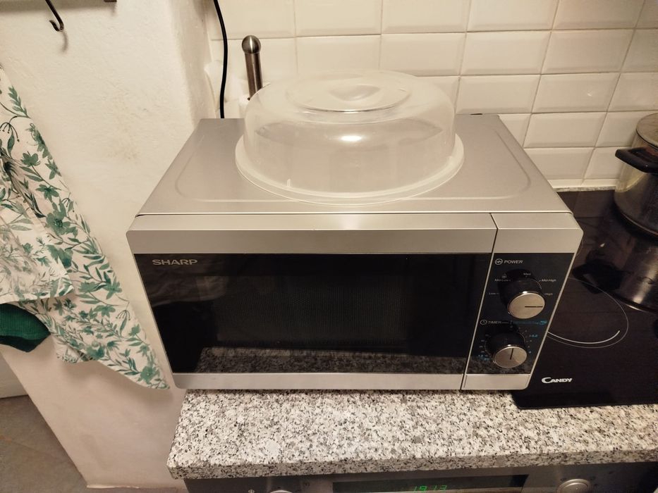 Sharp Microwave Oven453713870036684802