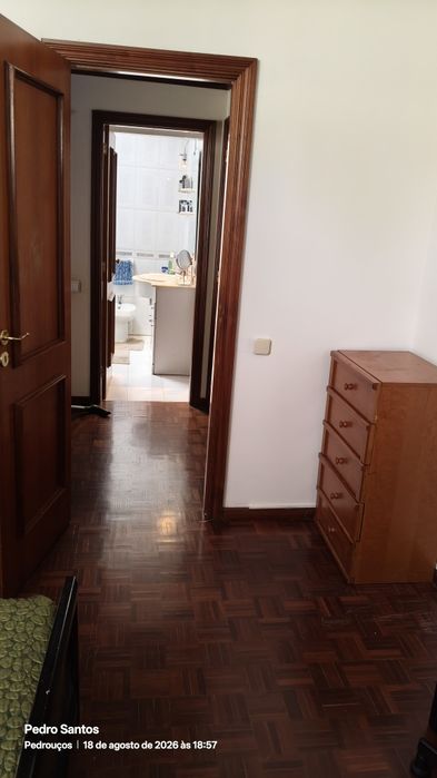 Quarto para arrendar