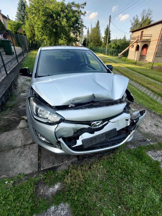 HYUNDAI I20  lifting  wersja GO benzyna +gaz