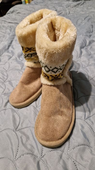 Buty zimowe r.39