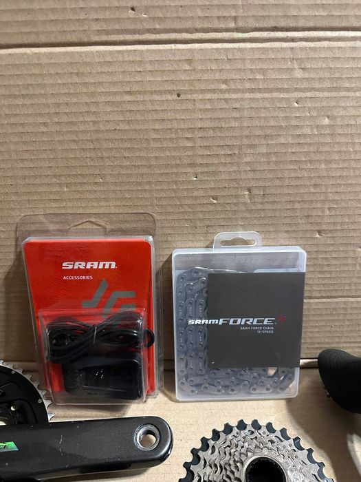 У продажу новий комплект трансмісії Sram Force D2 AXS 12s