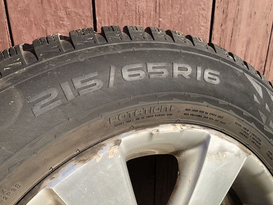 Продам шини та диски або окремо для vw tiguan шини нові диски рідні