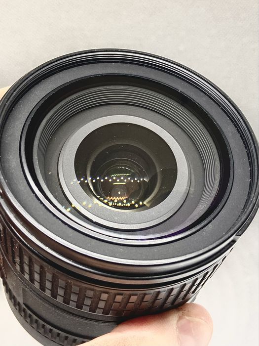 Nikkor 16-85 mm, обєктив для Nikon