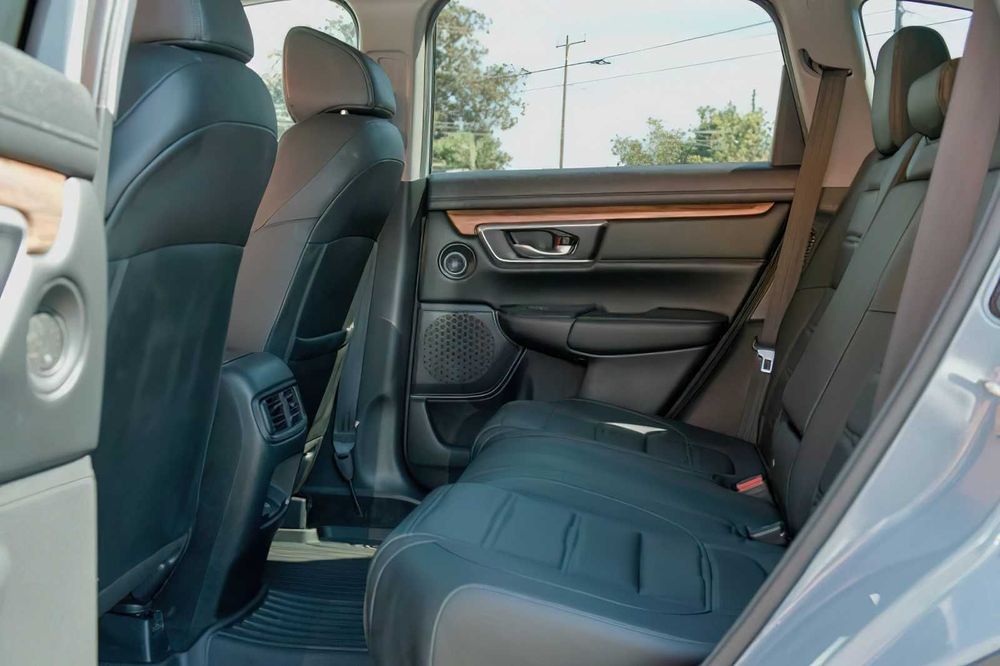 Honda CR-V Hybrid      2020