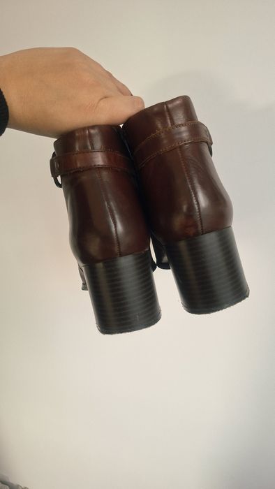 Skórzane botki lasocki 39 brązowe