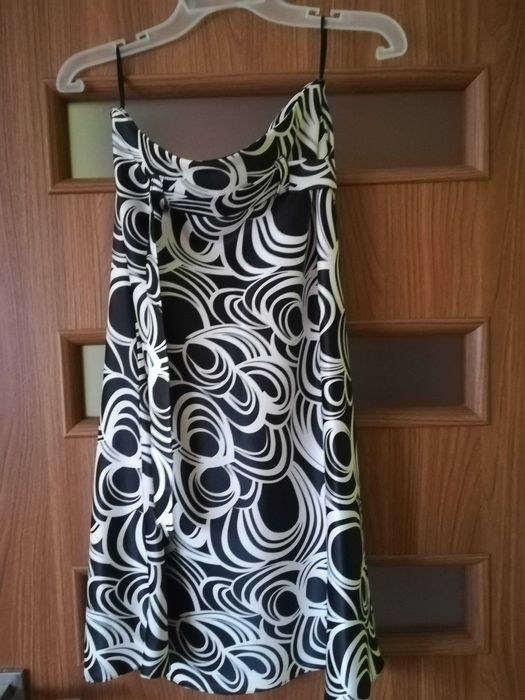 Spódniczka wiosenno-letnia rozmiar 36 elegancka