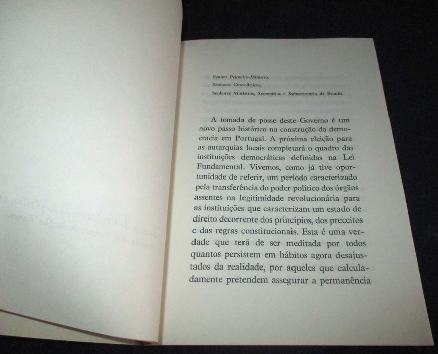 Livro Na Posse do Primeiro Governo Constitucional