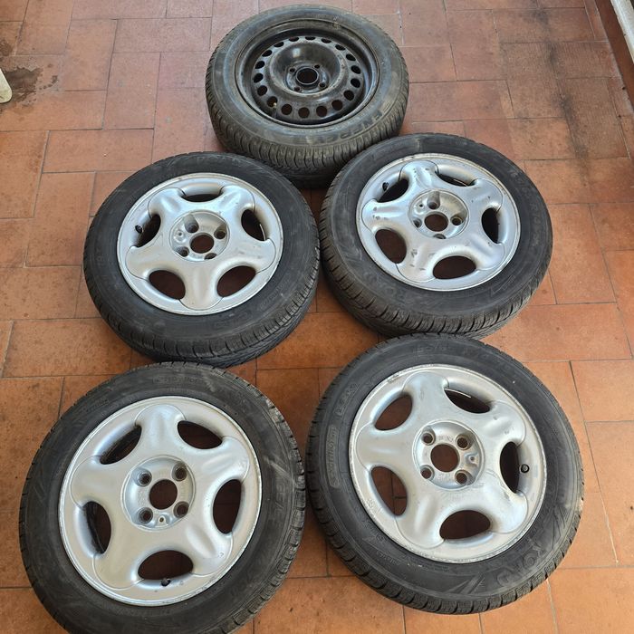 Jantes com pneus novos corsa b