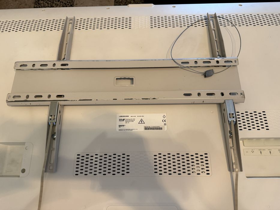 Televisão 48” Ikea