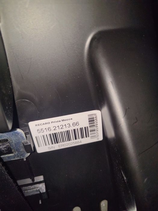 Fotelik recaro privia z bazą.