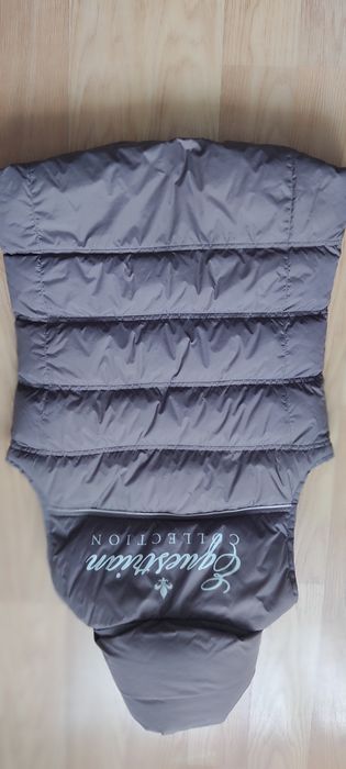 Безрукавка в ідеальному стані !!!