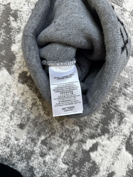 Шапка Arc'teryx зима