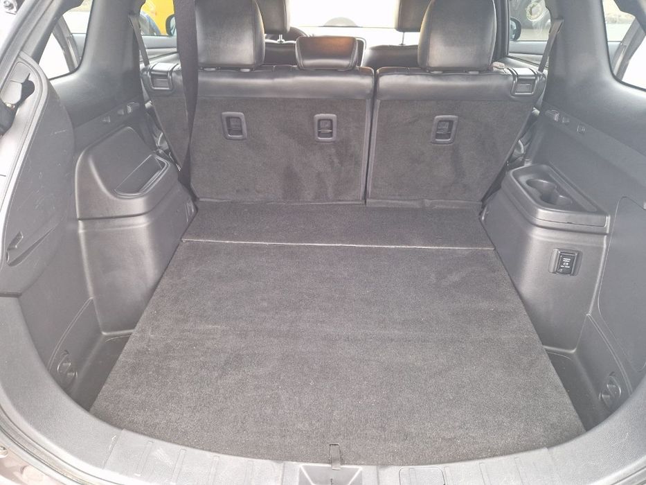 Mitsubishi outlander phev 2019