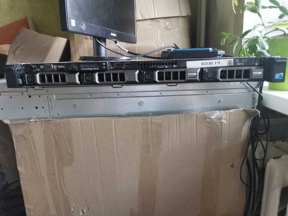 Cepвep Dell PowerEdge R410