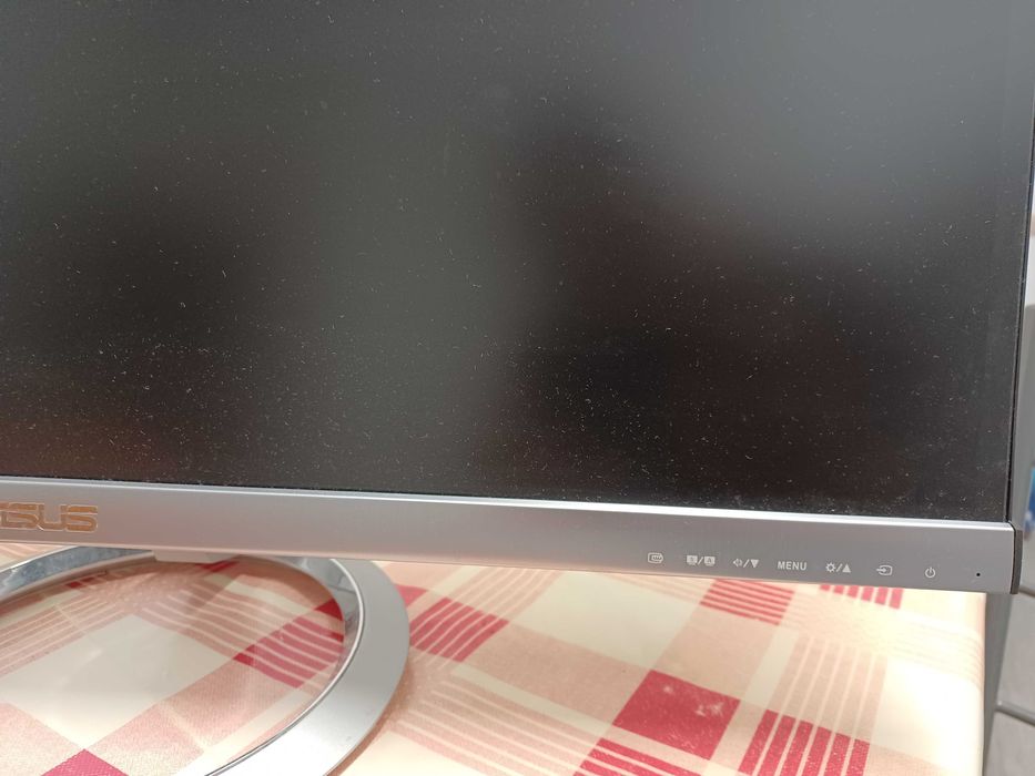 ASUS monitor for computer64297744385025121