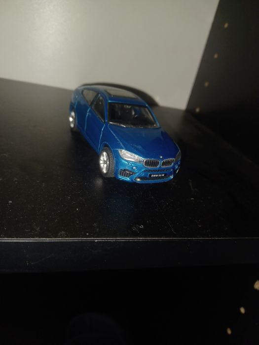 zabawkowe auto dla dziecka