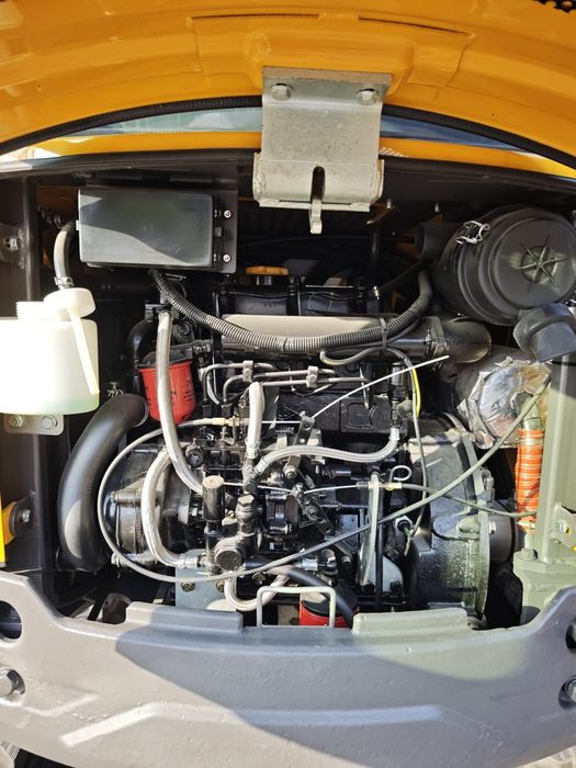 Mini koparka Bau Kraft 1.6 t z kabiną Nowa