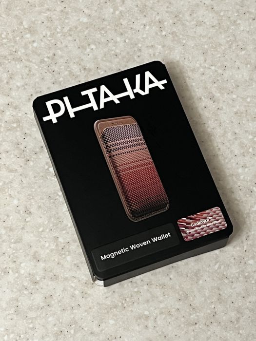 Магнітний гаманець Pitaka для iPhone