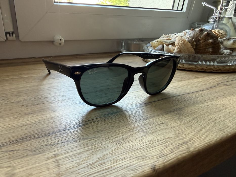 Ray-Ban RB4140 Wayfarer