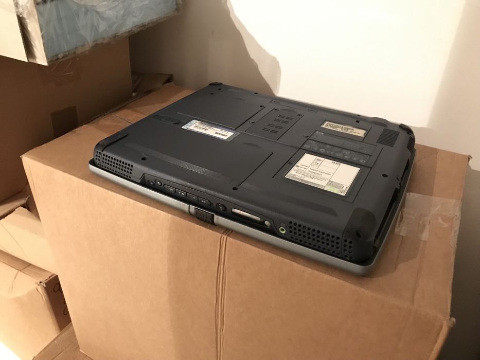 Portatil HP raro - retro antigo ano 2001 - OMNIBOOK XE3