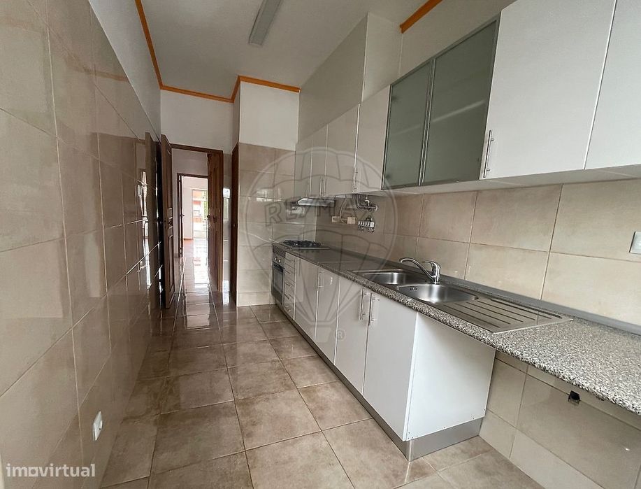 Apartamento T2 para arrendamento