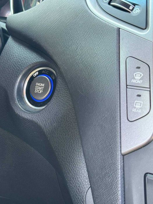 продажа авто Hyundai Santa FE 2014