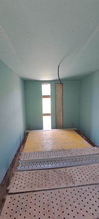 Pladur(drywall), tetos, pintura, chão flutuante.  Parquet, vinil