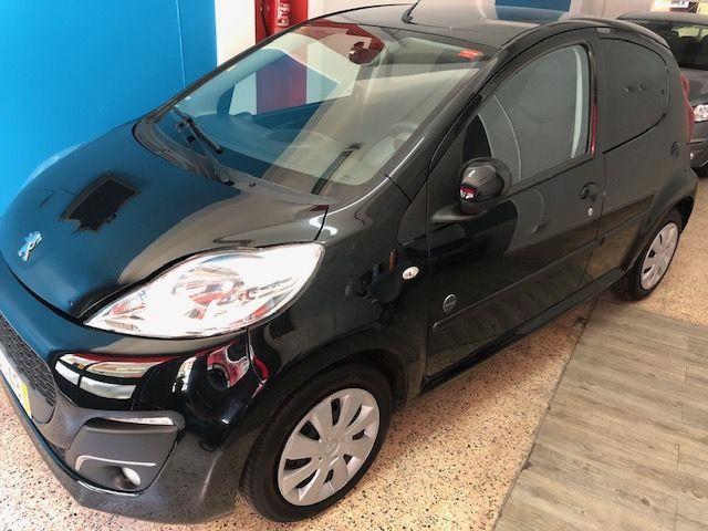 Peugeot 107 1.0 SE Envy 2-Tronic