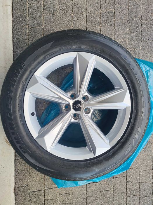 Koła aluminiowe kompletne do Audi rozmiar 255/55R19 - nowe