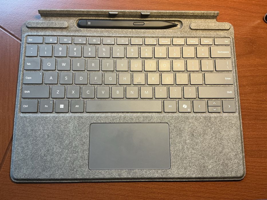 Комплект Клавиатура Surface Pro Keyboard + Стилус Surface Slim Pen 2 | Идеал