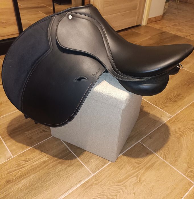 Siodło wszechstronne praktycznie nowe