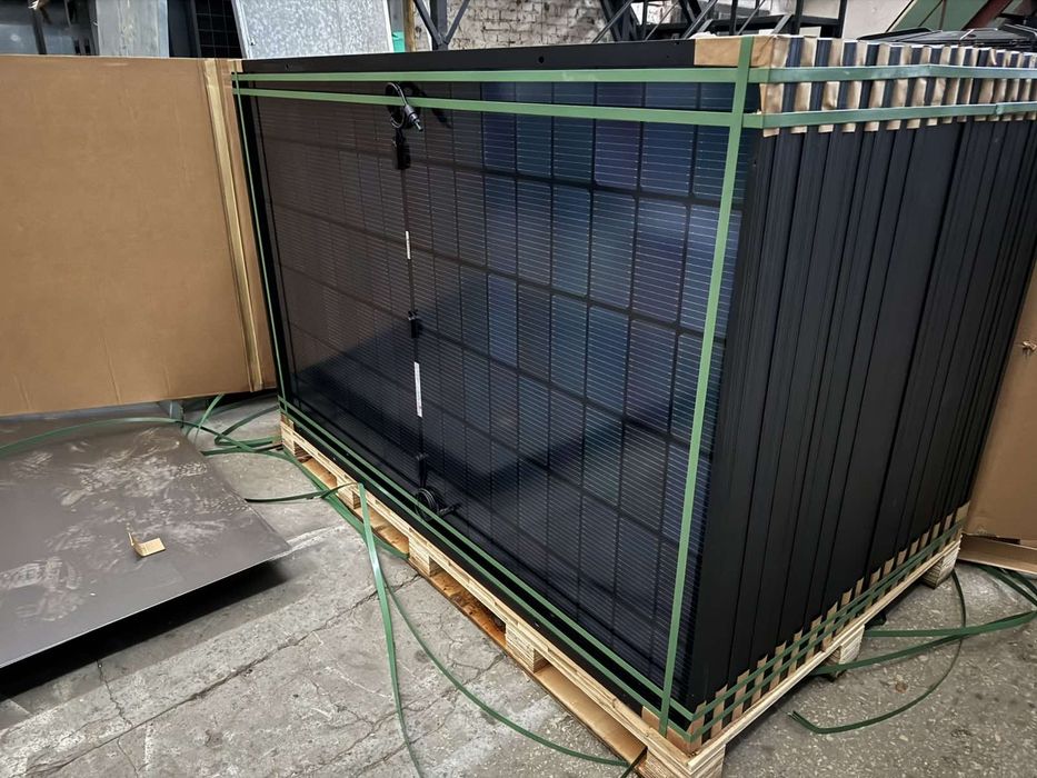 Сонячні панелі інвертора solar Longi Jinko