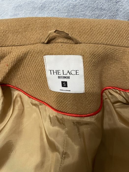 В ідеальному стані пальто українського бренду the lace, wool 80%