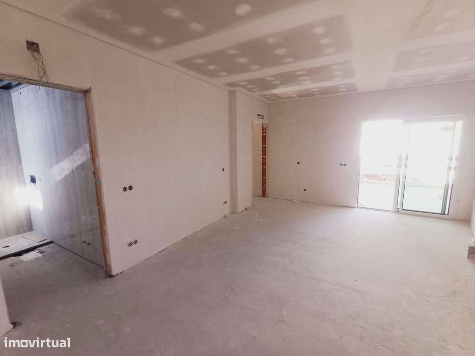 Apartamento T2 Novo de Luxo com garagem em Almancil