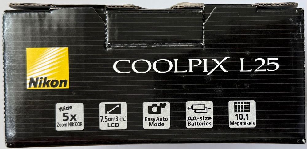Máquina fotográfica digital Nikon Coolpix L25- como nova