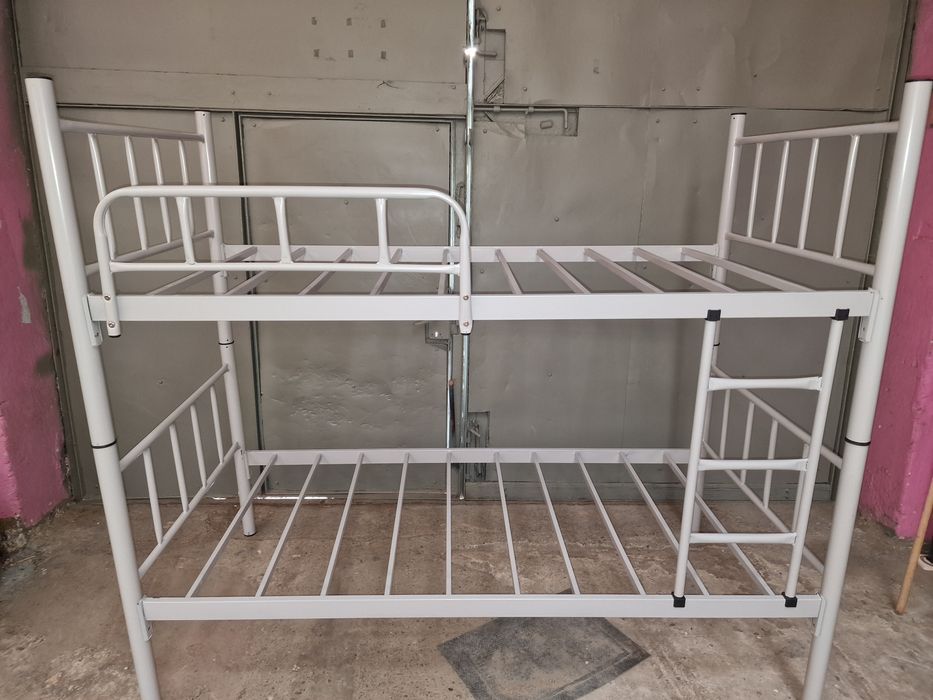 Lóżko piętrowe metalowe wojskowe pracownicze 90x190cm