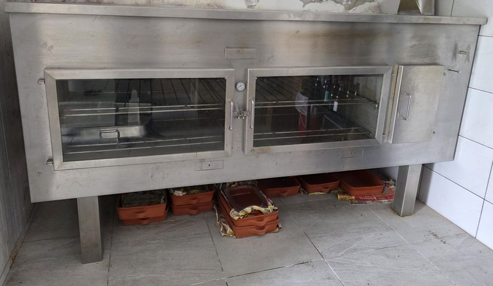 Vendo forno para Restauração
