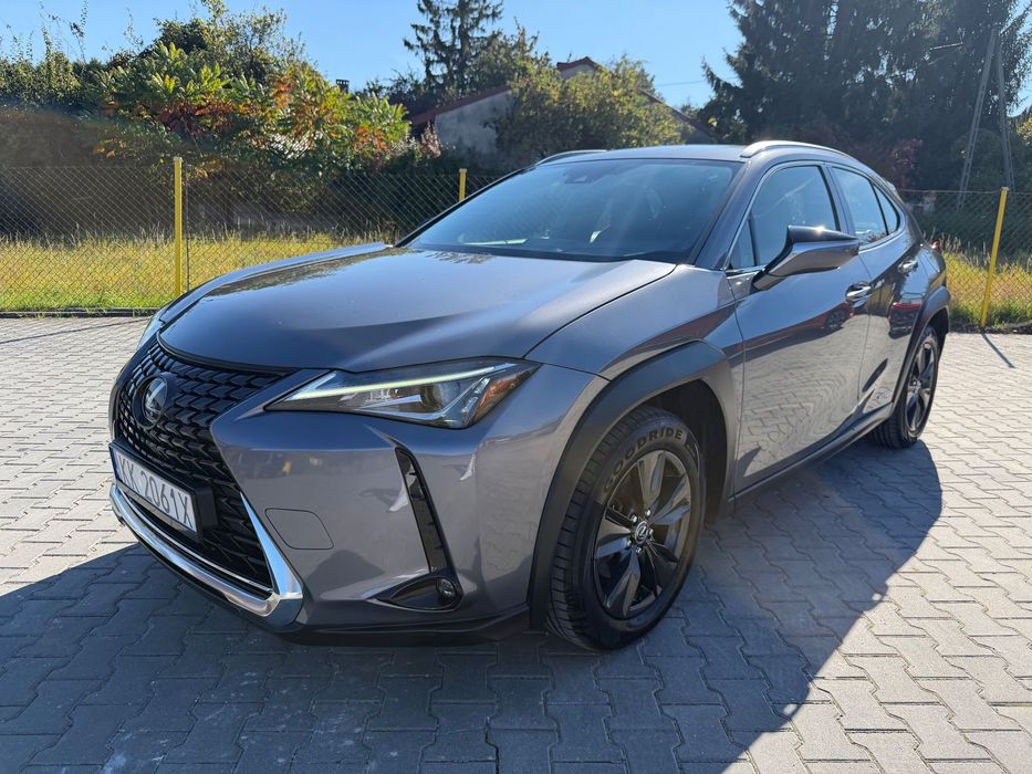 Lexus UX