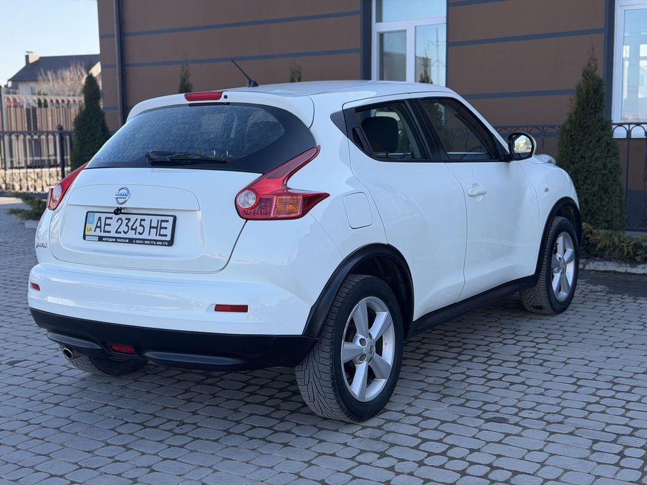 Nissan Juke, 1,6 газ/бенз, АКПП