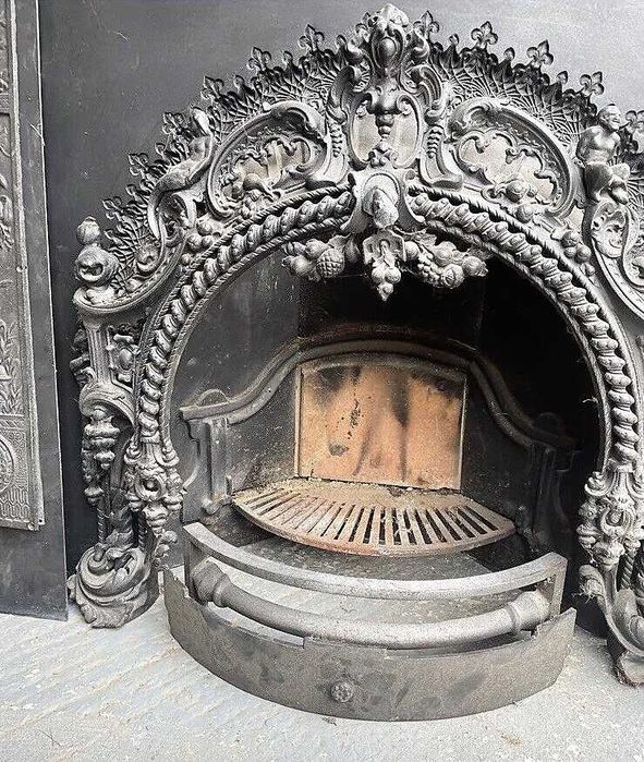 Kominek wiktoriański z I poł. XIX w.