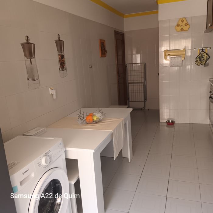 Quarto para arrendar