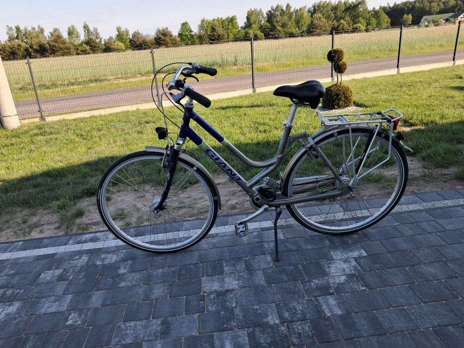 Rower GIANT na kołach 28