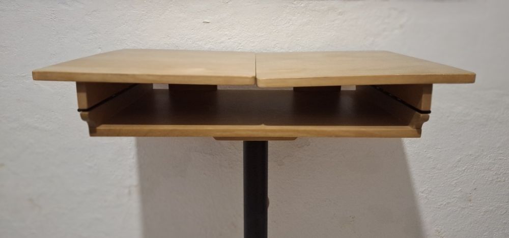 Side Table64550357716482122