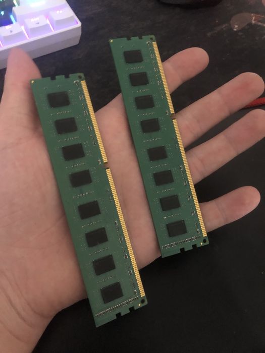 Оперативна памʼять ddr3 2х4